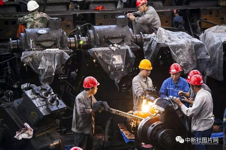 康成明:《鞍钢建设节能环保型钢铁企业管窥》